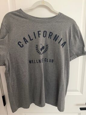 California Wellness Club Grey Graphic Tee